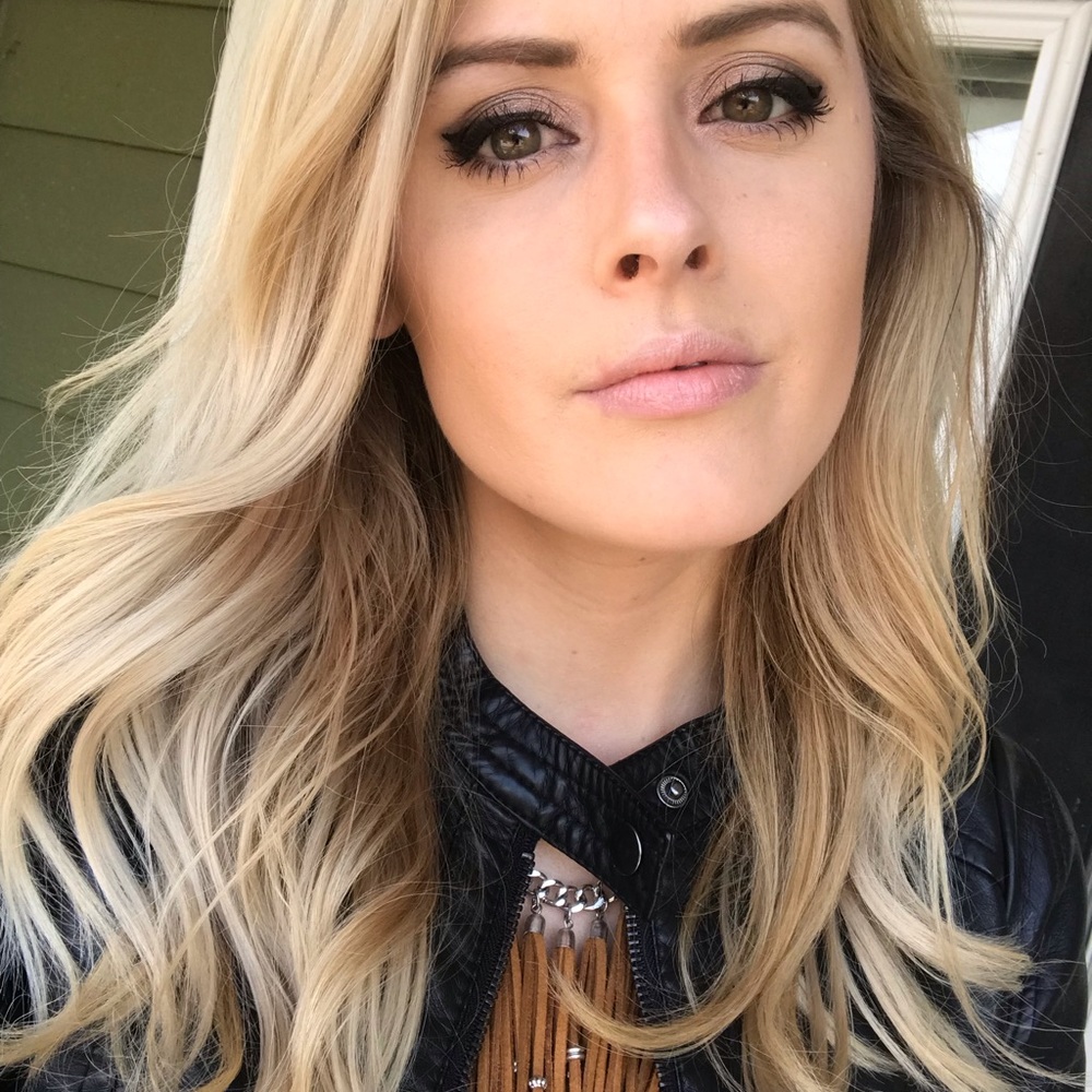 Meet your Posher, Cailey